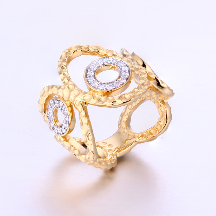 CR1607360 Unique 18K Gold Plated Womens Ring Wholesale